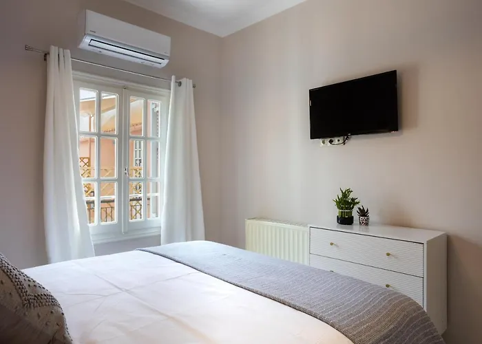 Scirocco Apartment In Corfu Center
